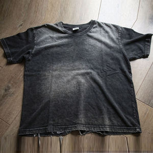 T-shirt vintage surdimensionné effet usé délavé au soleil, en coton épais, délavage acide, personnalisable, streetwear pour hommes et femmes - Product Image 1