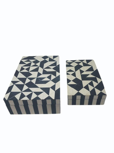 Caja de Joyería de Resina Hecha a Mano en India con Incrustaciones Únicas de Hueso y Patrón de Rayas, Cajas Decorativas de Almacenamiento - Product Image 3