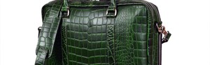 Maletín de Negocios para Viajes, Portátil, con Estampado de Cocodrilo, Cuero Genuino Verde, Hecho a Mano, Impermeable - Product Image 4