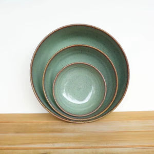 ชุดชามเซรามิกคลาสสิก 3 ใบ เคลือบสีซอฟท์เมโดว์ ดีไซน์ประหยัดพื้นที่ ใช้งานได้หลากหลาย ทนทาน ปลอดภัยสำหรับอาหาร เหมาะสำหรับครัวสมัยใหม่ - Product Image 1