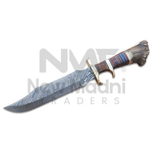 Couteau de chasse en acier Damas, lame pointue, manche en bois, couteaux faits à la main, lame tranchante, couteau Damas à vendre - Product Image 1