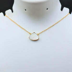 Collar de Cadena Chapado en Oro de 18k con Colgante de Perla, Joyería Minimalista para Regalo - Product Image 2