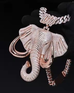 Pendentif unisexe plaqué or rose de qualité supérieure, inspiré des diamants, bijou hip-hop pour un style avant-gardiste - Product Image 1