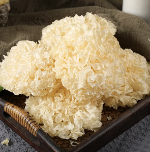 Material de hongo blanco deshidratado premium, tremella, ideal para postres, sopas y cocinas, procedente de Vietnam - Product Image 3