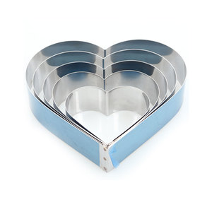 Ensemble de 5 emporte-pièces en acier inoxydable en forme de cœur, antiadhésifs et résistants à la chaleur, pour la pâtisserie, le fondant, les sandwichs et les gâteaux - Product Image 1
