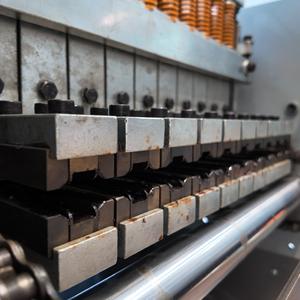 Machine de traitement automatique des noix de cajou, tête de découpe à 10 lames, qualité supérieure, capacité de production de 350 à 400 kg/h - Product Image 3