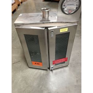 Ensemble de boîtier à gaz Novellus, Dwyer 2001 Magnehelic - Équipements et pièces semi-conducteurs d'occasion fiables à l'échelle mondiale - Product Image 1