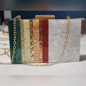 Pochette de soirée élégante en résine écologique pour femmes, accessoires de mode en cristal - Product Image 1