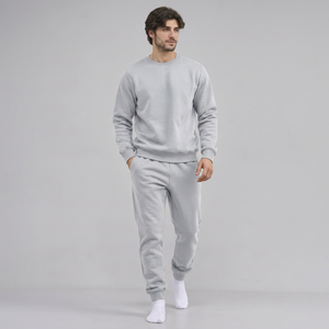 Fábrica de Conjuntos Deportivos para Hombre, Pantalones de Pierna Recta y Camisetas a Juego con Medidas y Acabados Personalizados - Product Image 3