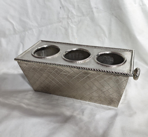 Cubo de Hielo de Aluminio Plateado Irregular de Lujo, Enfriador de Vino y Champán Grande para Restaurantes de Alta Gama y Suministros de Bar para Hoteles, Diseño de Enfriador - Product Image 2