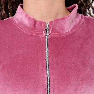 Survêtement en velours pour femme, texture riche, confortable par temps froid, style moderne inspiré du streetwear, confortable pour l'hiver - Product Image 6