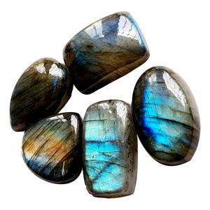 อัญมณีลาบราดอไรต์หลากสีตัดตามรูปร่างและขนาดกลางคุณภาพสูงตัดตามคำสั่งซื้อทุกรูปทรงและทุกขนาด - Product Image 4