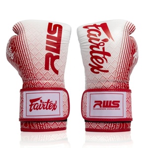 ถุงมือชกมวย Fairtex คุณภาพพรีเมียม สีขาวลายแดง หนังแท้ ปิดด้วยแถบตีนตุ๊กแก สำหรับฝึกซ้อม เหมาะสำหรับผู้ใหญ่ วัยรุ่น และเด็ก - Product Image 3