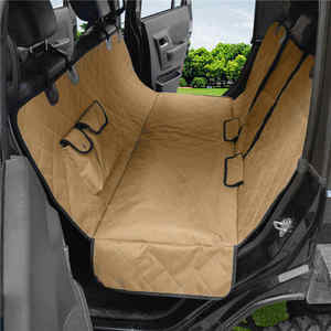 Housse de siège auto pour chien de qualité supérieure, matelassée, couleur beige, avec rabats latéraux et poches de rangement, anti-UV, anti-rayures, imperméable. - Product Image 2