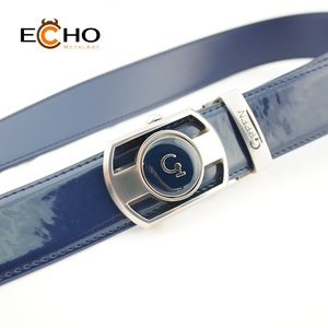 Cinturón de Golf con Hebilla Automática y Diseño de Marcador de Pelota - Product Image 6