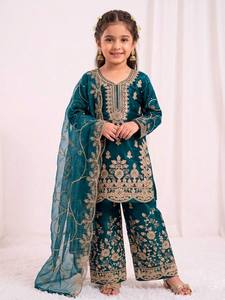 Ensemble Kurti en soie GMY pour filles, vêtements ethniques, avec broderie de sequins, palazzo et dupatta – Tenue de fête et de mariage - Product Image 3