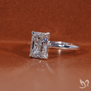 แหวนเพชรทรงรัศมี 2 กะรัต ได้รับการรับรองจาก IGI เพชรเพาะเลี้ยงสำหรับผู้หญิง แหวนหมั้นและแต่งงาน ของขวัญ แหวนทองคำขาว 18K - Product Image 2