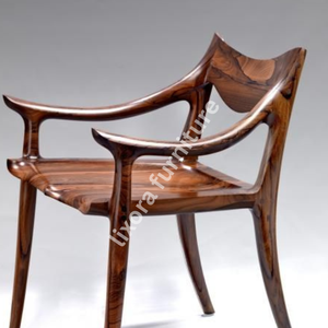 Sillón de Madera Maciza Hecho a Mano de Lujo, Diseño Escultural Moderno de Mediados de Siglo, Acabado en Madera de Palisandro - Product Image 4
