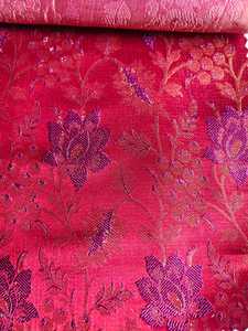 ผ้าแจ็คการ์ดลายดอกไม้สีชมพูปักลายดอกไม้สวยงาม - Product Image 1