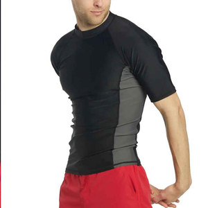 Camiseta de Compresión Rash Guard para Hombre, Personalizable, de Poliéster Transpirable de Alta Calidad, Protección Solar, Manga Larga, con Logotipo y Color Personalizables - Product Image 3