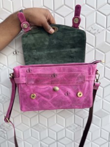 Sac messager en cuir véritable pour femme, vente chaude, sac à main élégant, bandoulière vintage, couleur violette, multi-usages, sac durable - Product Image 5