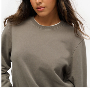 Sweat-shirt à capuche oversize pour femme, col montant, ourlet côtelé, vêtements d'hiver OEM - Product Image 2