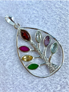 Elegante colgante de árbol de la vida con múltiples piedras preciosas - Joyería hecha a mano para unisex, joyería fina al por mayor - Product Image 3