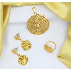 Pendentif en alliage de laiton plaqué or avec chaîne de boucles d'oreilles, ensemble de pendentifs tendance, bijoux de créateur traditionnels à l'exportation - Product Image 5