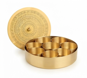 Boîte de rangement ronde artisanale dorée avec couvercle décoratif, style bohème, récipient en métal pour la cuisine, design anti-poussière - Product Image 4
