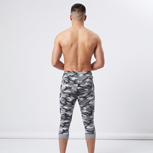 Legging de yoga 3/4 pour homme, imprimé camouflage, taille à cordon de serrage, compression, respirant, en polyester extensible, longueur mollet, pour le cyclisme - Product Image 4