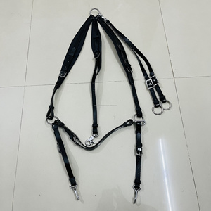 Collar de Pecho para Caballo de PVC con Acolchado Suave de Alta Calidad, Herrajes de Hierro, Fácil de Lavar y Secar, Tamaño y Color Personalizables, Protección - Product Image 2