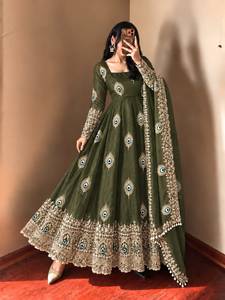 Women's Wedding Wear Fendy Silk Sequence Embroidery Work Regular Gown Bottom Suit Dupatta Sun Protection Quick Dry All Seasons - Product Image 3