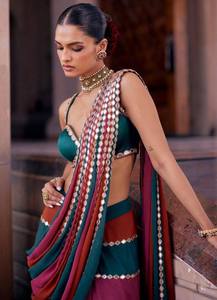 ผ้าส่าหรีหลากสีแบบดีไซน์เนอร์พร้อมเสื้อคลุมสุดเก๋ |   ชุดส่าหรีสำเร็จรูปสำหรับผู้หญิง สไตล์ทันสมัยสำหรับงานปาร์ตี้ - Product Image 3