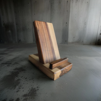 Support de téléphone et tablette en bois gravé fait main personnalisable, thème personnage de film/TV, pour cadeau d'entreprise FWE