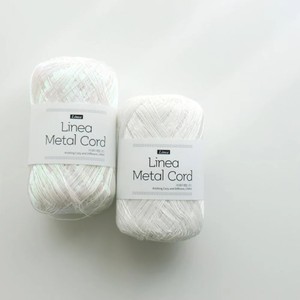 เส้นด้ายโพลีเอสเตอร์ เส้นด้ายโลหะ เส้นด้ายถักโครเชต์แบบโพลีเมทัลลิก สำหรับถักมือ น้ำหนัก 70 กรัม เส้นด้ายไหมพรม เส้นด้ายโครเชต์ - Product Image 1