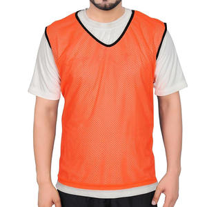 Maillots d'entraînement respirants en maille grande taille pour football, rugby, hockey et cricket - Tailles et designs personnalisables - Product Image 4