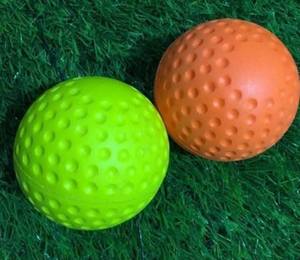 ลูกฮอกกี้สนามแบบมีรอยบุ๋ม ทนทาน พิมพ์โลโก้ได้ตามต้องการ ปี 2026 สำหรับการแข่งขันกลางแจ้ง การฝึกซ้อม ผลิตจาก PVC สำหรับสนามหญ้าเทียม ยี่ห้อ Eoin Winston Sports - Product Image 3