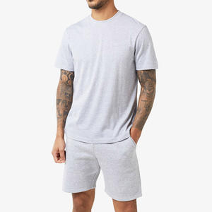 Ensemble short d'été respirant et léger pour homme – Nouveau style tendance avec chemise à col montant en tissu éponge – Service OEM – Motif uni - Product Image 2