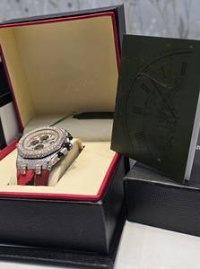 Reloj de Pulsera de Lujo para Hombre, Dos Tonos, con Diamantes Moissanite, Correa de Acero Inoxidable Roja y Negra, Edición Limitada Analógica - Product Image 5