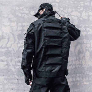 Veste technique pour homme, imperméable, tactique, cargo, coupe-vent, multi-poches, streetwear urbain, cyberpunk, vêtement fonctionnel et utilitaire - Product Image 4