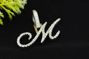 Colgante Personalizado con Inicial de Letra y Nombre en Moissanita VVS, Chapado en Oro sobre Plata 925, Joyería de Lujo Certificada, Regalos de Hip Hop - Product Image 5