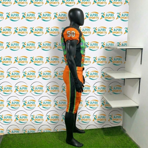 Meilleurs ensembles d'uniformes de football américain de haute qualité, logo personnalisé entièrement imprimé, sublimation complète, manches courtes, 100% polyester - Product Image 5