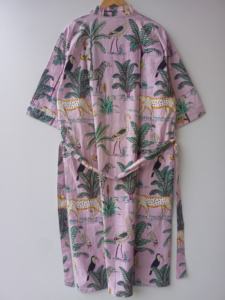 Al por mayor Bata Kimono con Estampado de Selva 100% Algodón Hecha a Mano con Motivos Florales y de Animales, Camisón Largo de Manga Larga con Bolsillos - Product Image 5