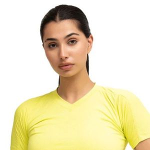 Camiseta amarilla de manga corta con cuello en V para mujer, camiseta básica informal ajustada, camiseta elástica para el día a día, ropa de moda para mujer, camiseta sencilla de verano - Product Image 2