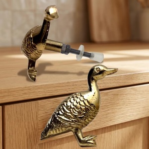 Tirador de Gabinete de Hierro Fundido con Forma de Pato, Diseño Moderno para Cocina, Sala de Estar, Cajones, Perilla de Mueble Ecológica de Fácil Instalación - Product Image 1
