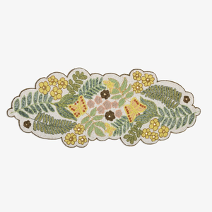 Chemin de table brodé perlé avec motifs texturés élégants, nappe perlée soigneusement conçue et brillante - Product Image 2