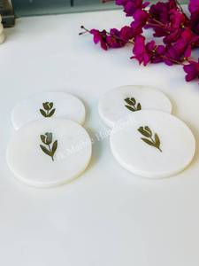 Sous-verres ronds en marbre blanc avec incrustation florale, lot de 4 pour la décoration de table à la maison ou à l'hôtel - Product Image 2
