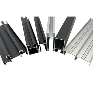 Profilé en aluminium personnalisé de la série 6000 avec services de pliage, découpe et soudage pour plinthes - Product Image 1