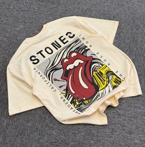 T-shirt vintage en coton de qualité supérieure, imprimé graphique crème pop art sur le dos, personnalisable, coupe oversize, streetwear pour hommes - Product Image 1