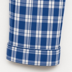 Ensemble de pyjama en polyester tissé à carreaux pour garçons, manches courtes, boutonnage frontal avec broderie ours, vente en gros ODM pour enfants - Product Image 4